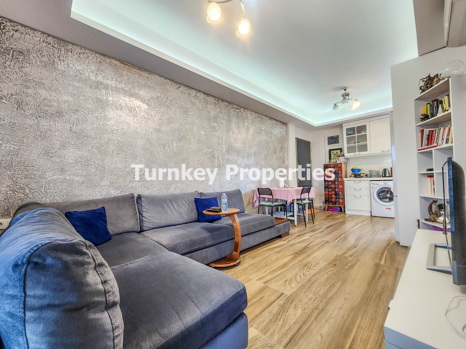 Dörttepe'de Eşinwood Satılık Bahçe Katı 1+1 Daire Geniş Bahçeli